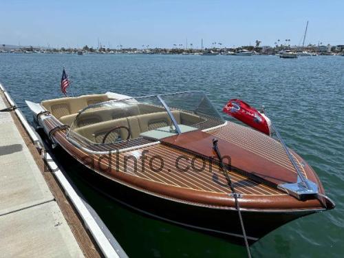 Chris Craft Continental tekniske specifikationer og anmeldelser